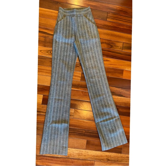 Chiara Boni Pants - Picture 2 of 7